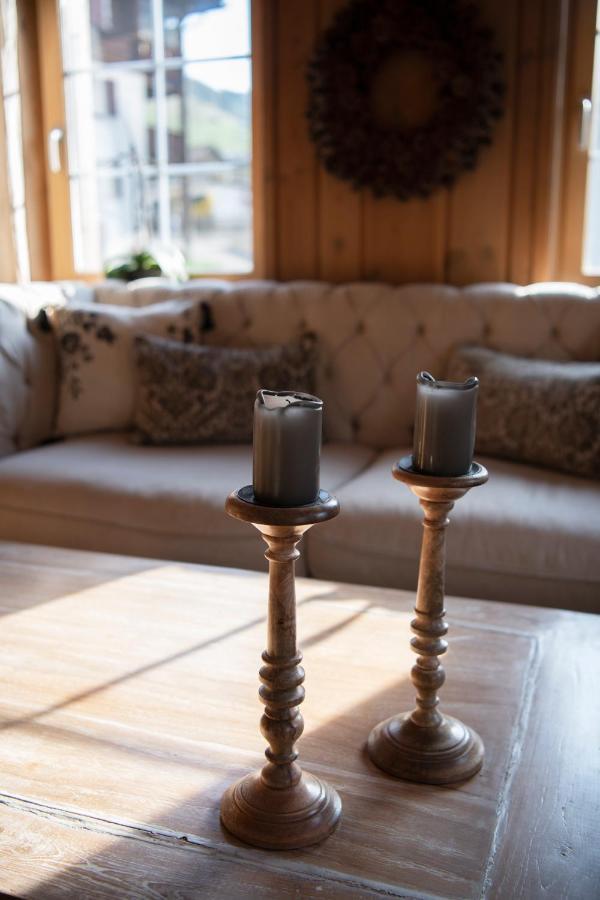 Casa Pasch - Boutique Bed And Breakfast In Cumpadials Sumvitg Eksteriør bilde