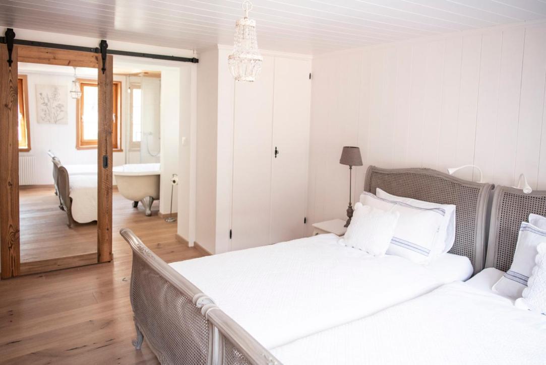 Casa Pasch - Boutique Bed And Breakfast In Cumpadials Sumvitg Eksteriør bilde