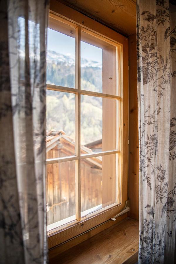 Casa Pasch - Boutique Bed And Breakfast In Cumpadials Sumvitg Eksteriør bilde